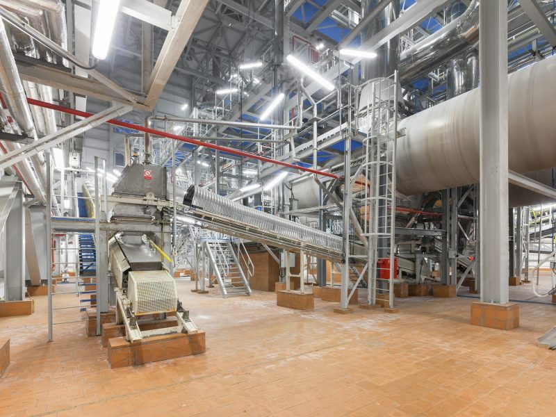The conveyor system and the drum mold at the plant for the production of ammonium nitrate